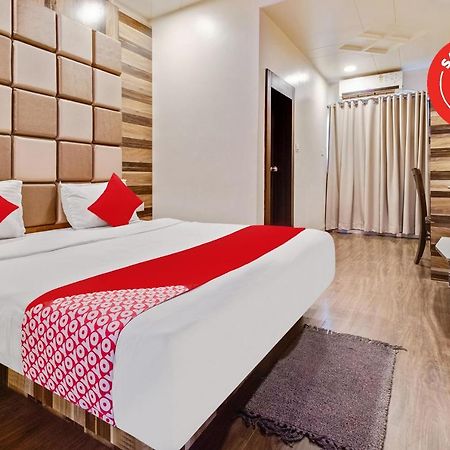 OYO 47777 Hotel Laxminarayan Aurangabad  Bagian luar foto