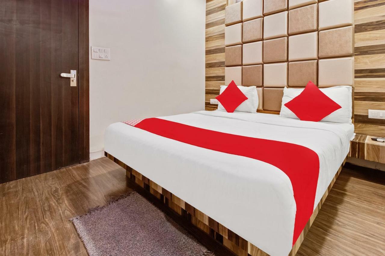 OYO 47777 Hotel Laxminarayan Aurangabad  Bagian luar foto