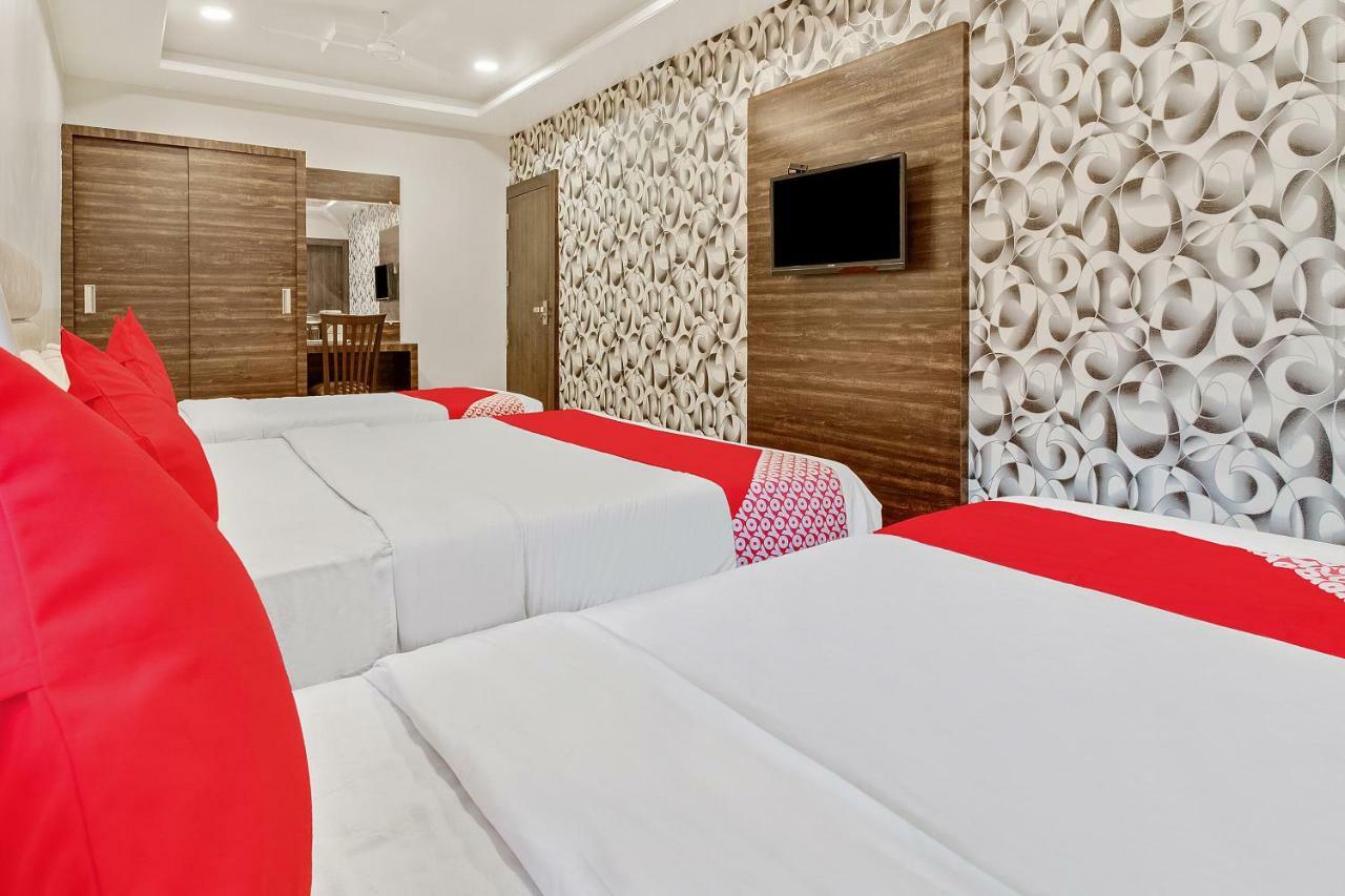 OYO 47777 Hotel Laxminarayan Aurangabad  Bagian luar foto