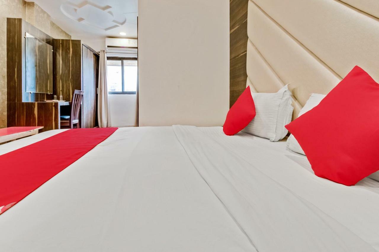 OYO 47777 Hotel Laxminarayan Aurangabad  Bagian luar foto